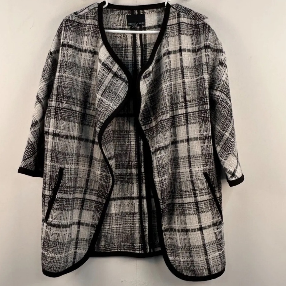 Cynthia Rowley Black Creamy White Plaid Open Front Cardigan Coat Med